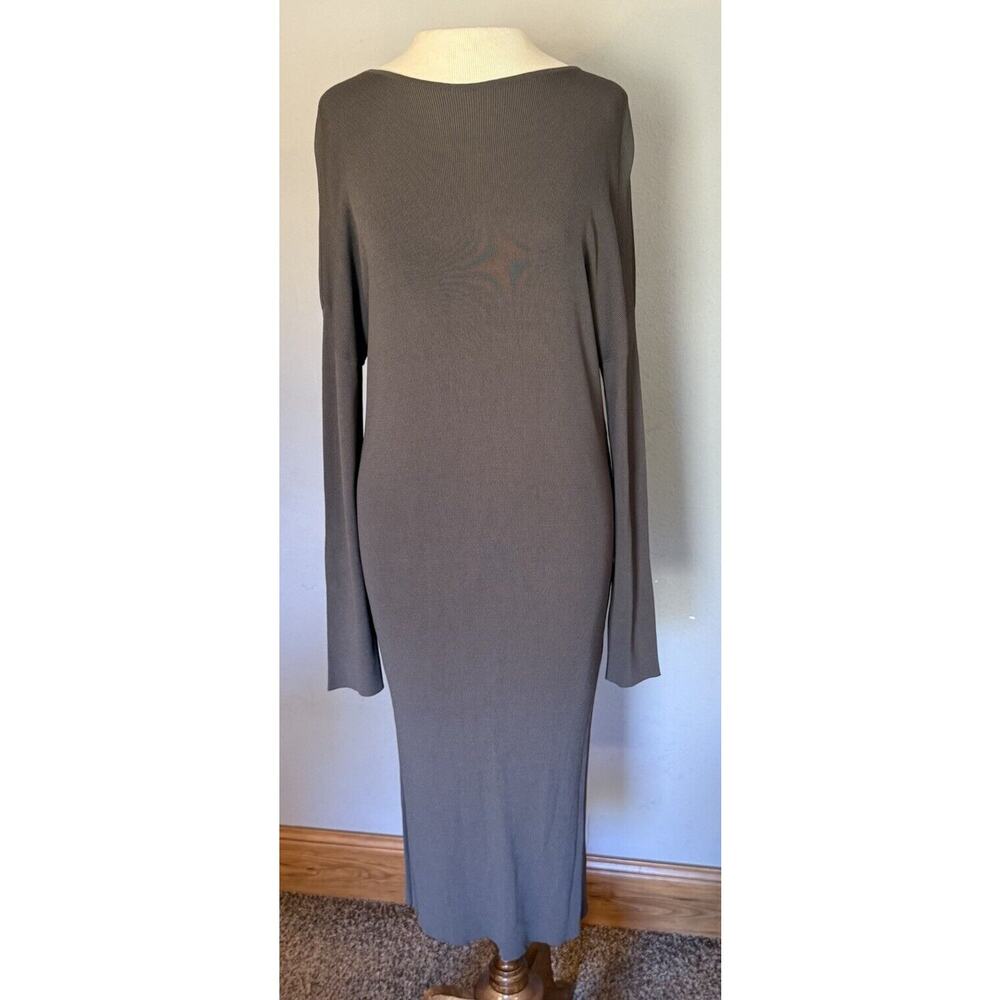 Annette Gortz Midi Dress Gray Sz MED Bodycon Ribbed Scoop Back Dolman Sleeve
